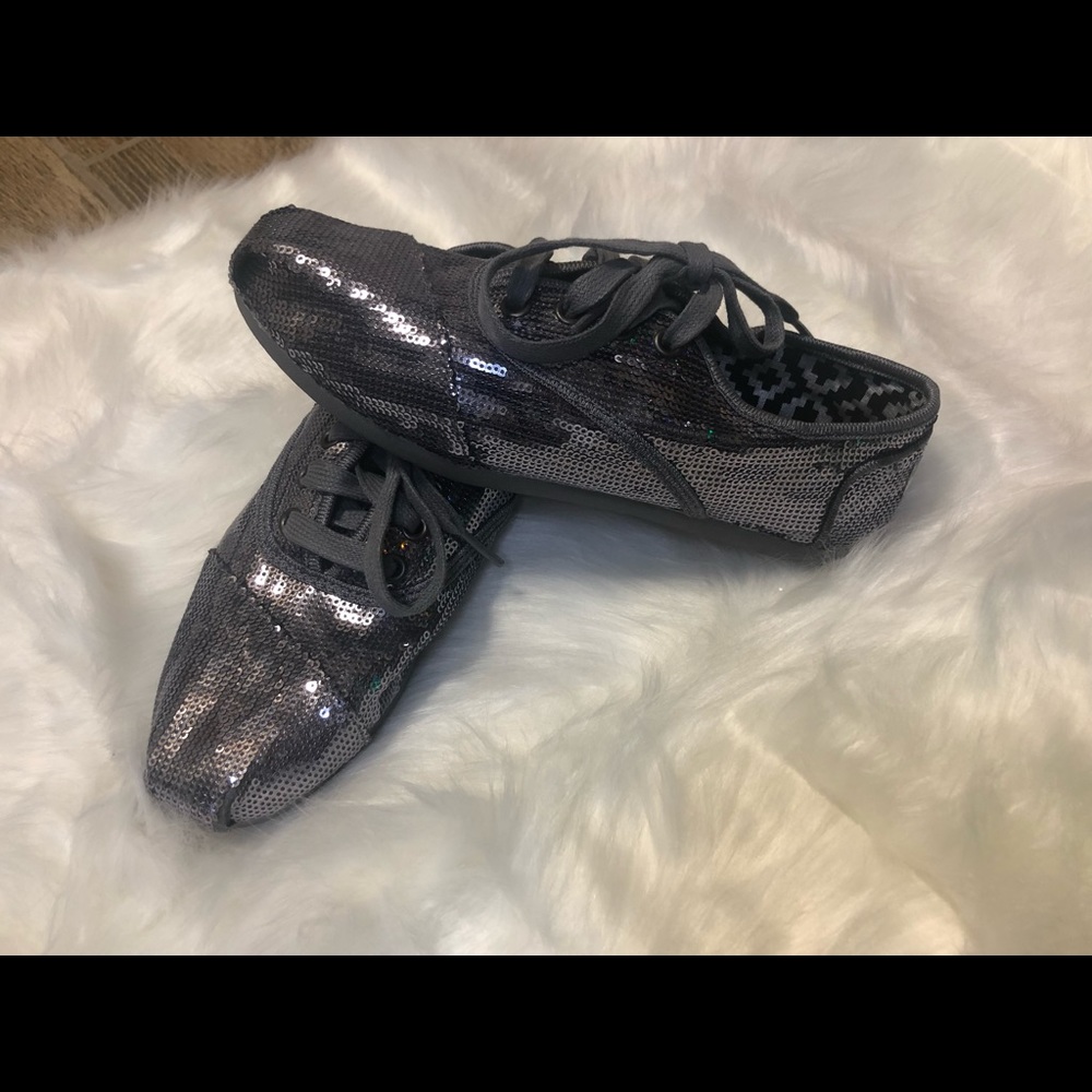 Women’s TOMS Cordones Sequince Sneakers